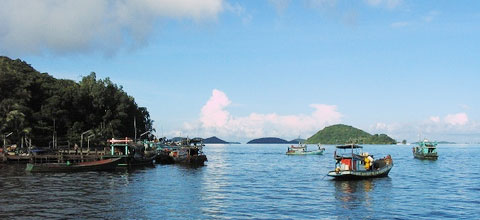 Du lịch Hòn Chông